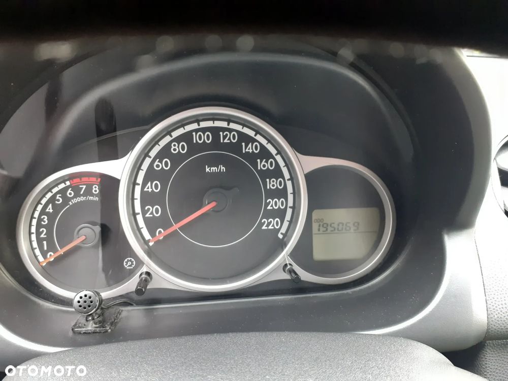Mazda 2 1.3 Navi + - 3