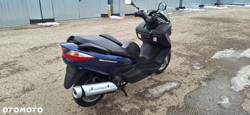 Suzuki Burgman - 11