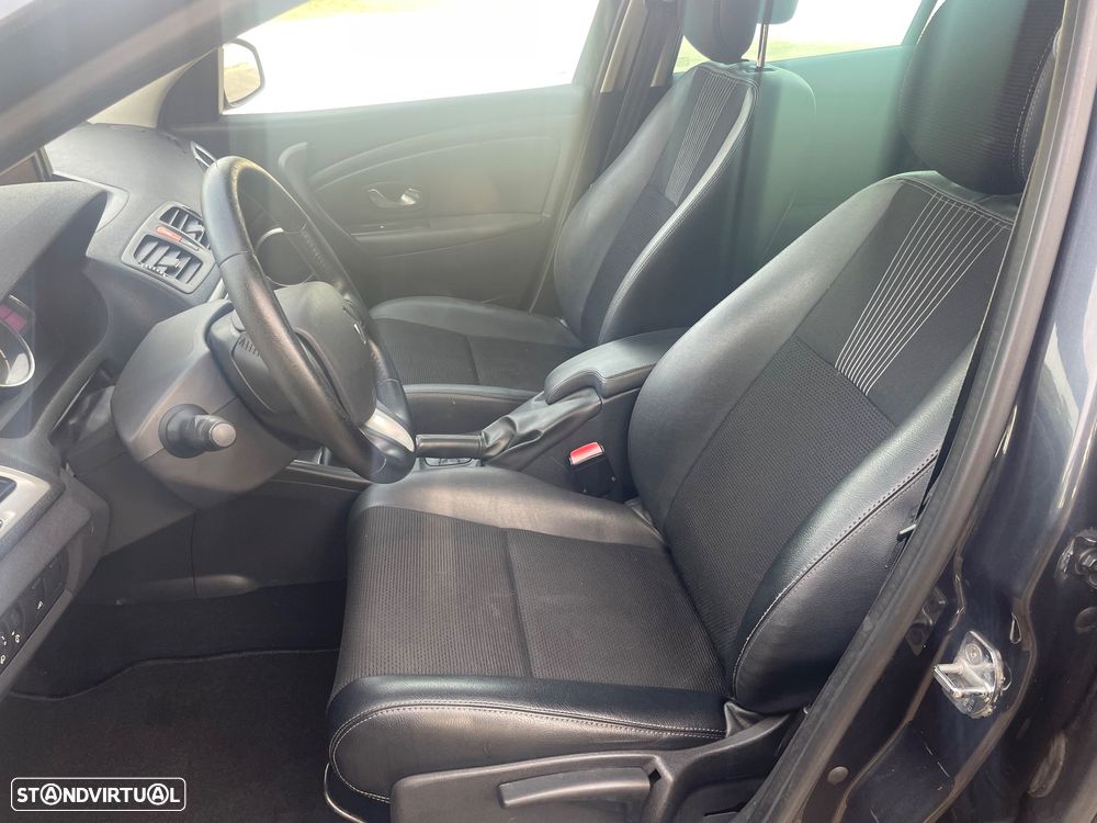 Renault Mégane 1.5 dCi Luxe - 26