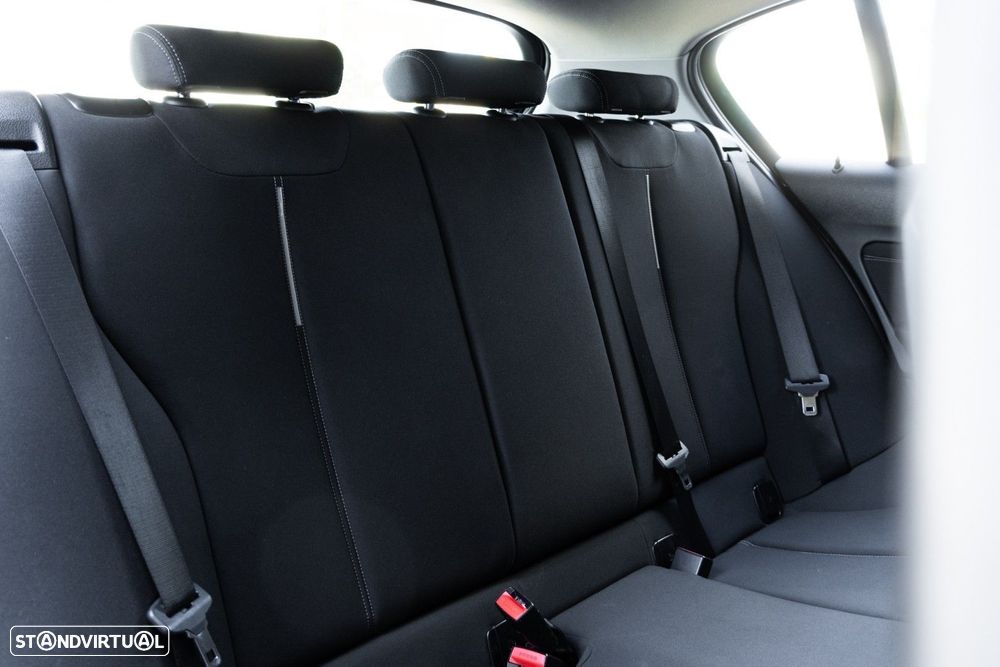 BMW 116 d EDynamics Line Sport - 30