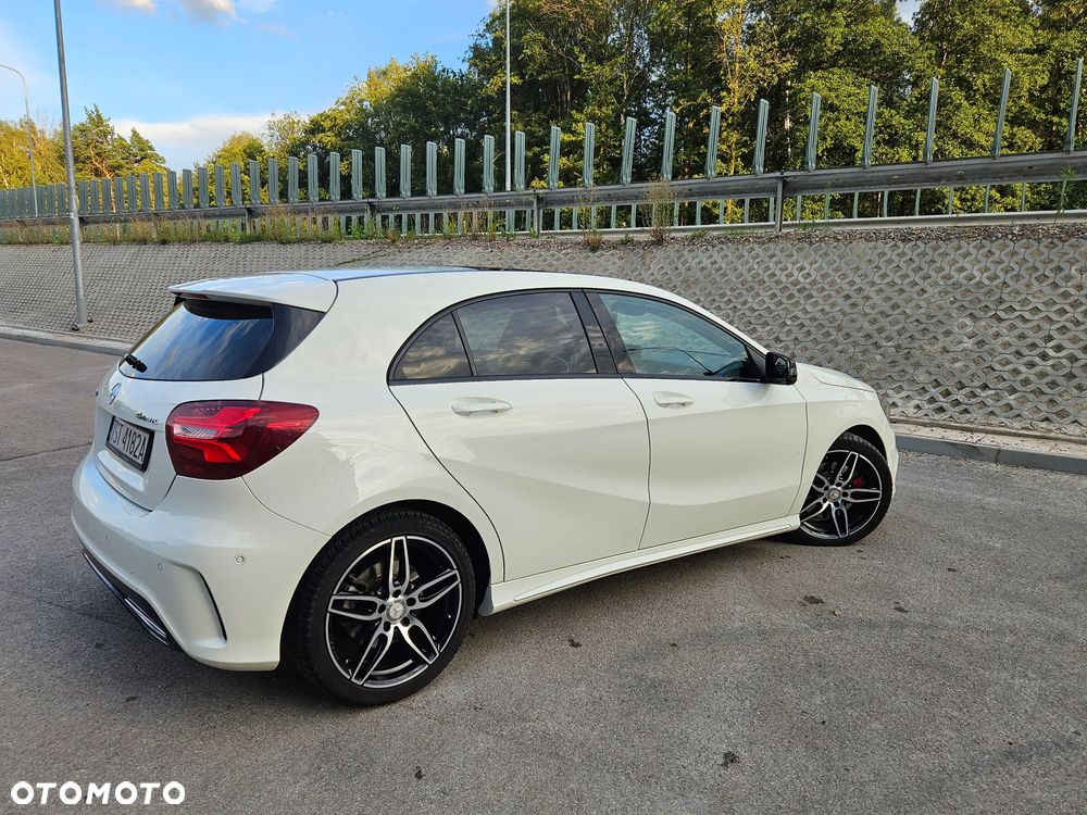 Mercedes-Benz Klasa A 220 4-Matic AMG Line - 8