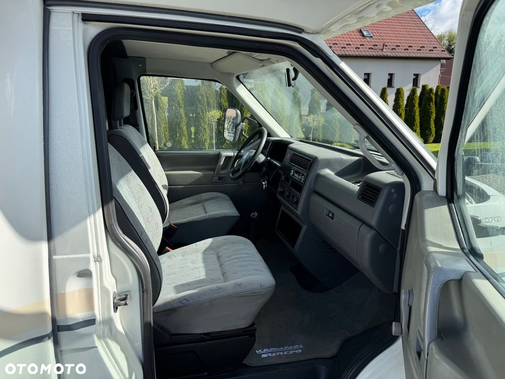 Volkswagen T4 syncro Karmann - 5