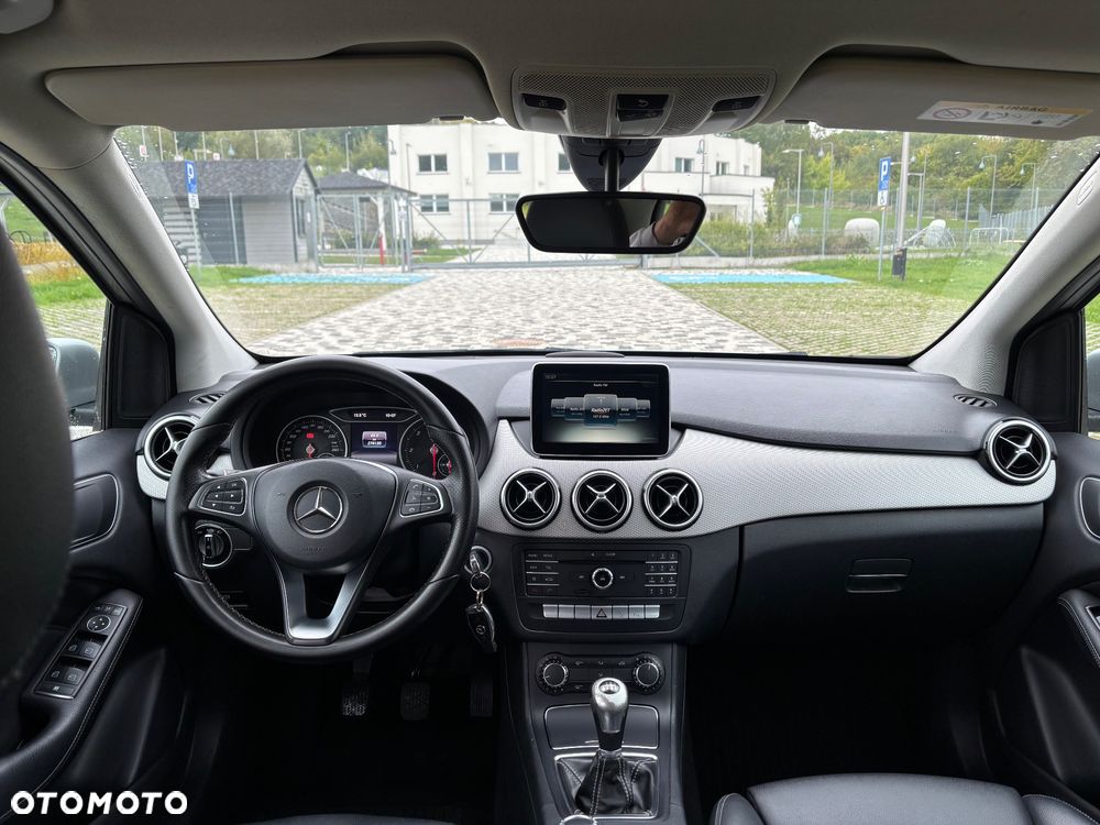 Mercedes-Benz Klasa B 180 (CDI) d AMG Line - 24