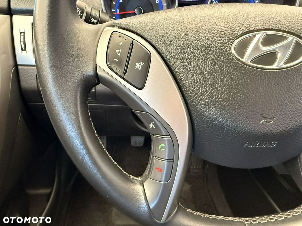 Hyundai i30 1.4 Fifa World Cup Edition - 17