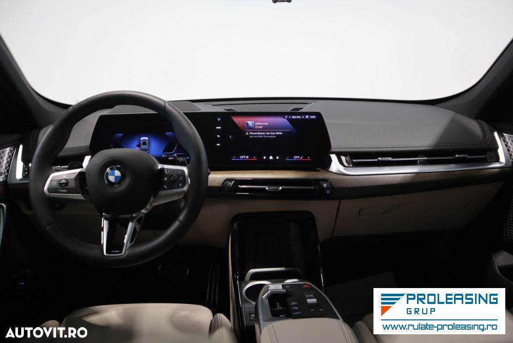 BMW X1 xDrive23i AT MHEV - 12