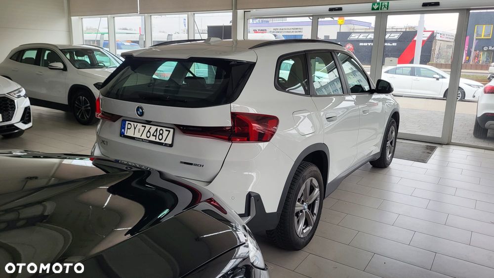 BMW X1 sDrive20i Advantage - 2