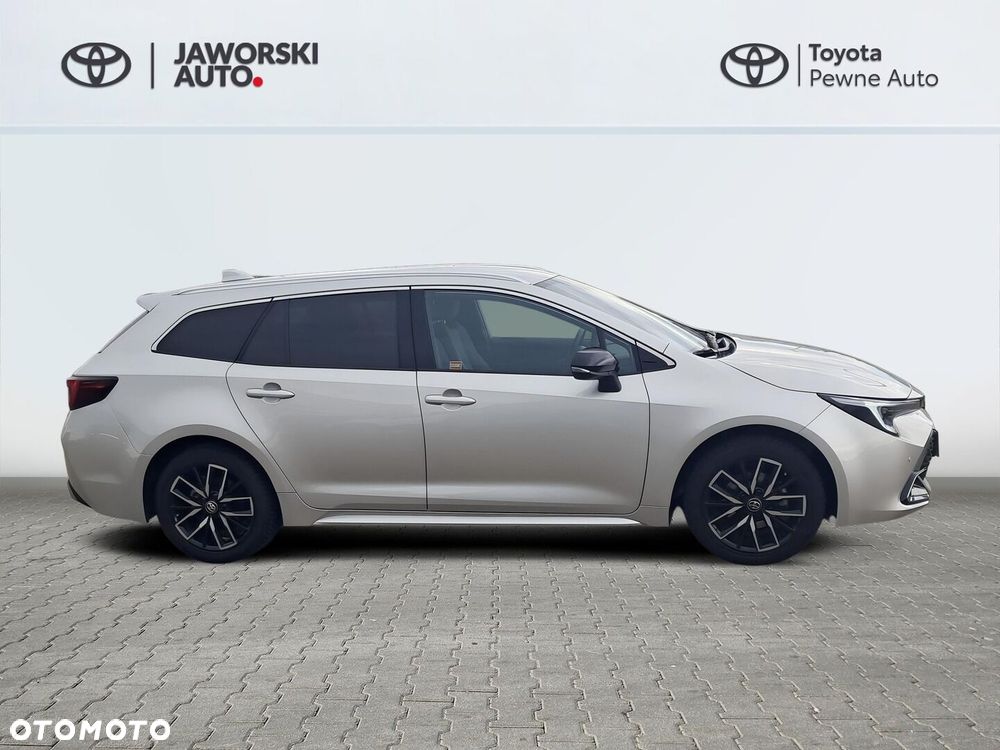Toyota Corolla 1.8 Hybrid Style - 17