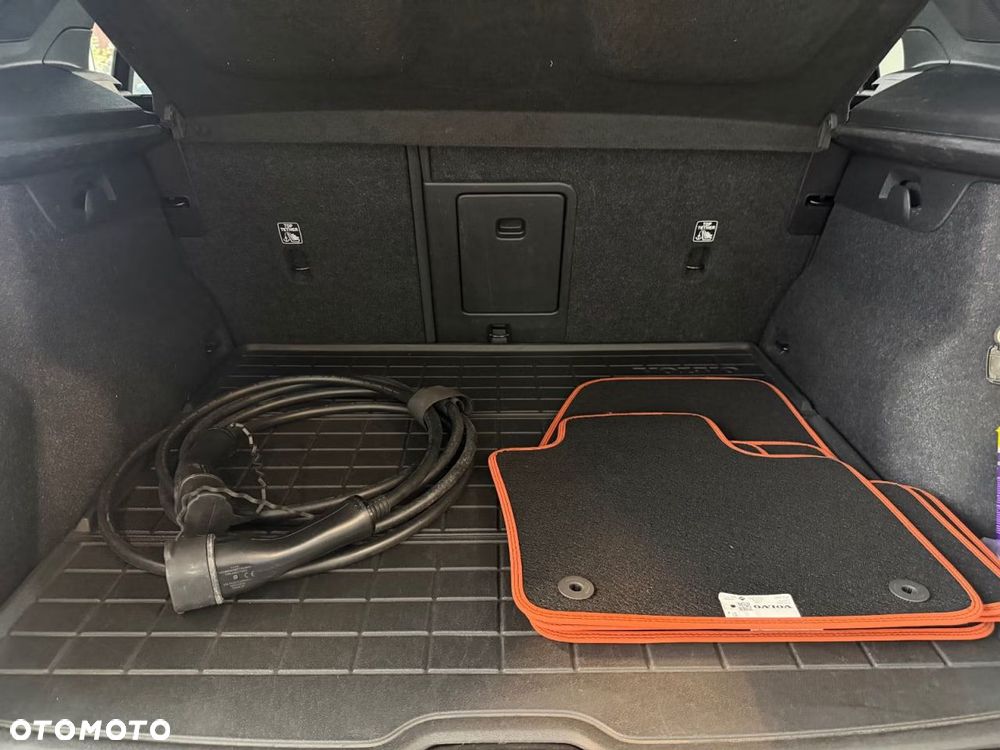 Volvo XC 40 T5 Recharge DKG RDesign - 27