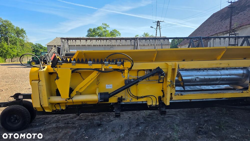 New Holland CX 8080 - 8
