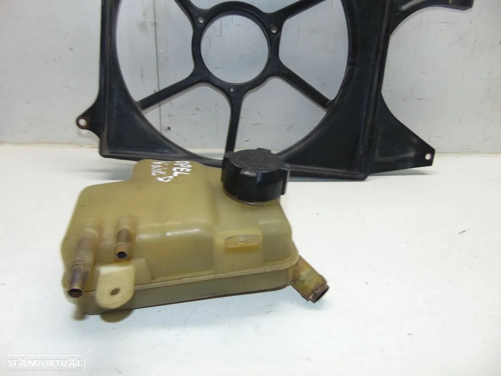 Opel Ascona C/Kadett D proteção/depósito - 7