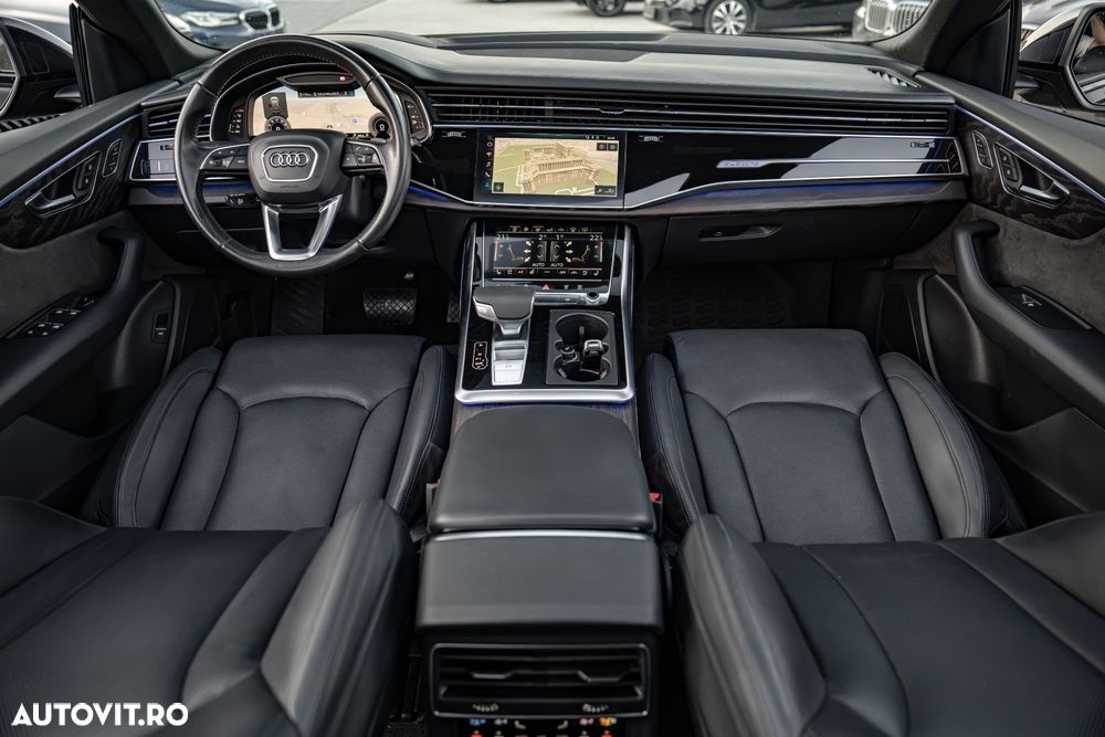 Audi Q8 SUV TFSI quattro 250 kW tiptronic S line business - 23