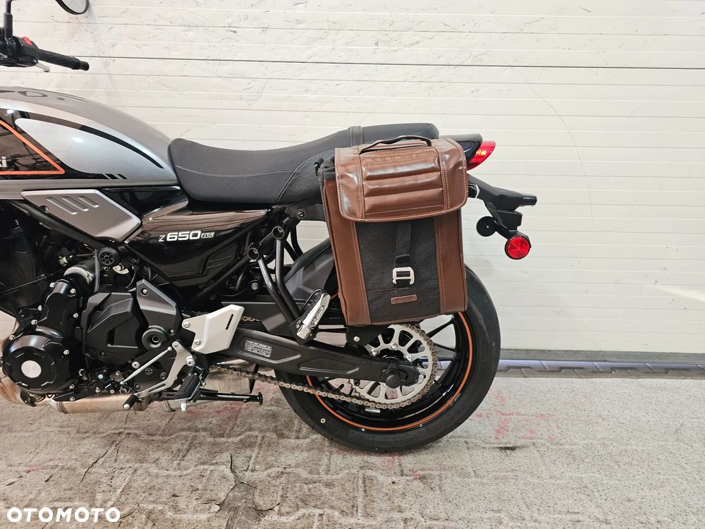 Kawasaki Z 650 RS - 9
