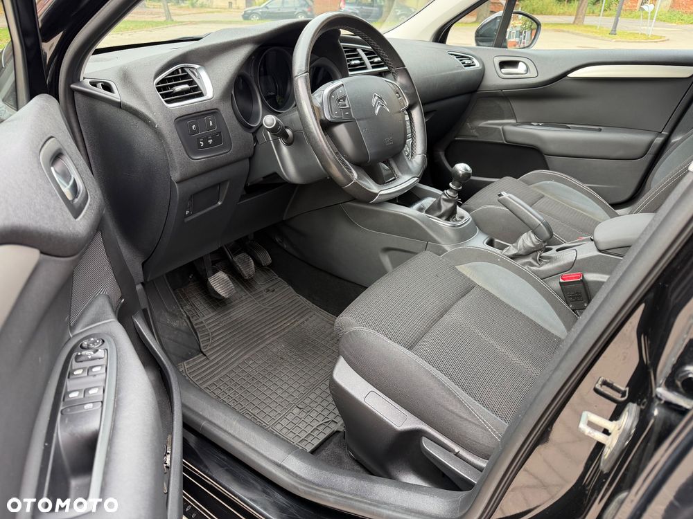 Citroën C4 e-HDi 115 Exclusive - 20