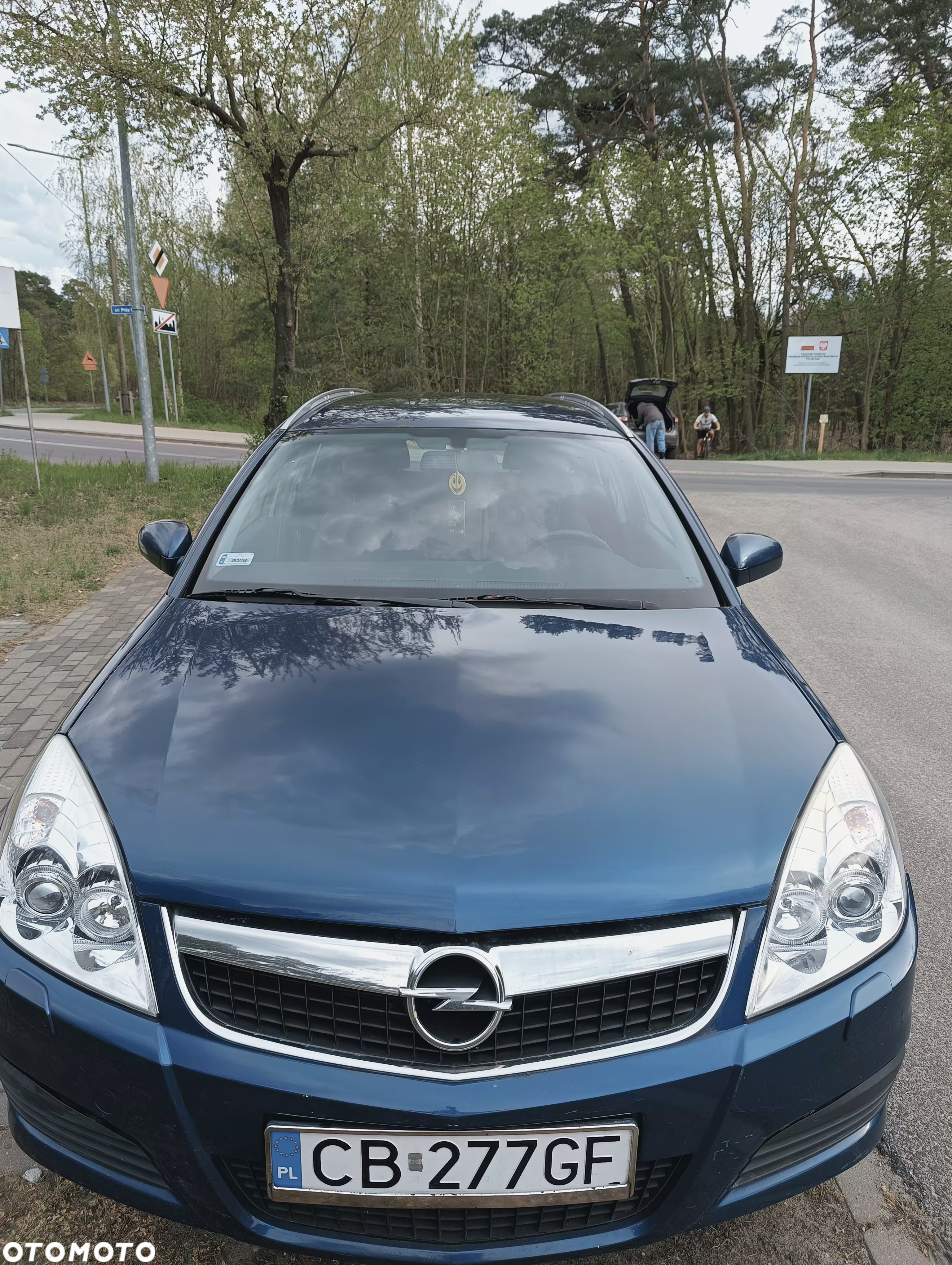 Opel Vectra 1.9 CDTI - 4