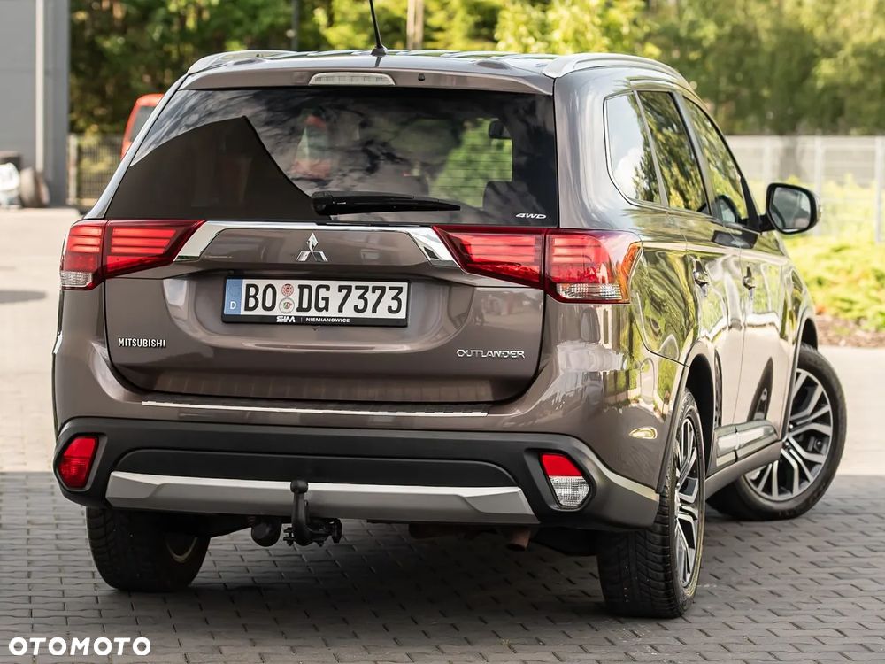 Mitsubishi Outlander 2.2 DID Intense + 4WD - 13