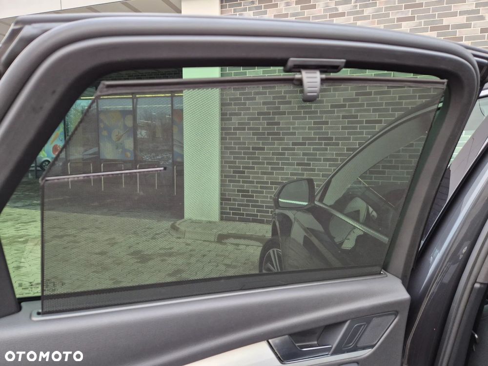 Audi Q5 Sportback 40 TDI quattro S tronic S line - 25