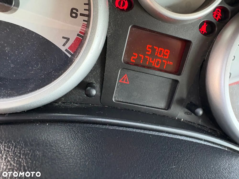 Peugeot 207 1.4 16V U Move - 3