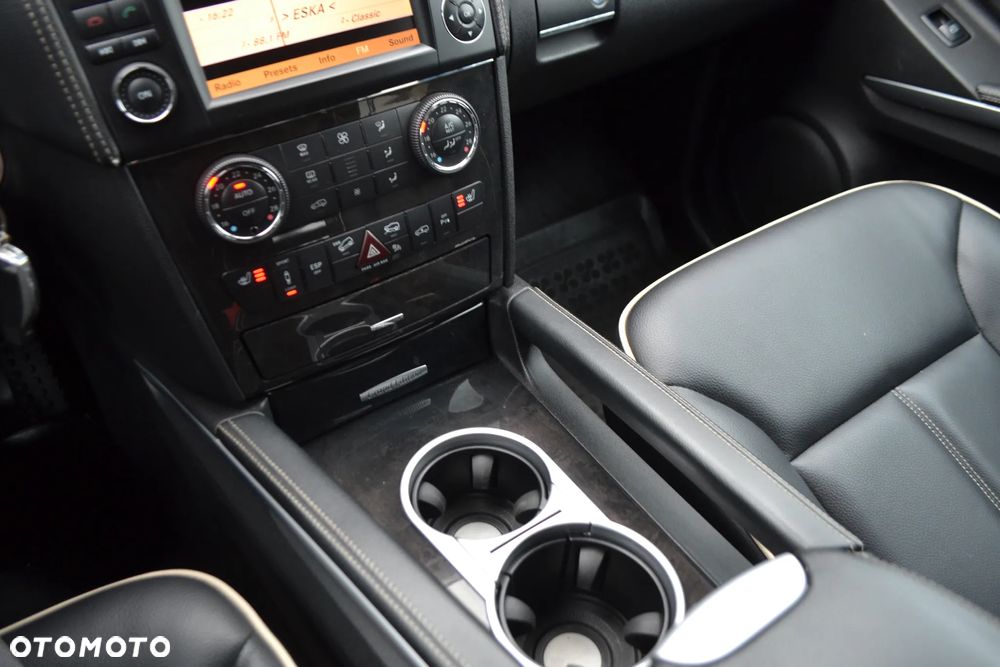 Mercedes-Benz ML - 32