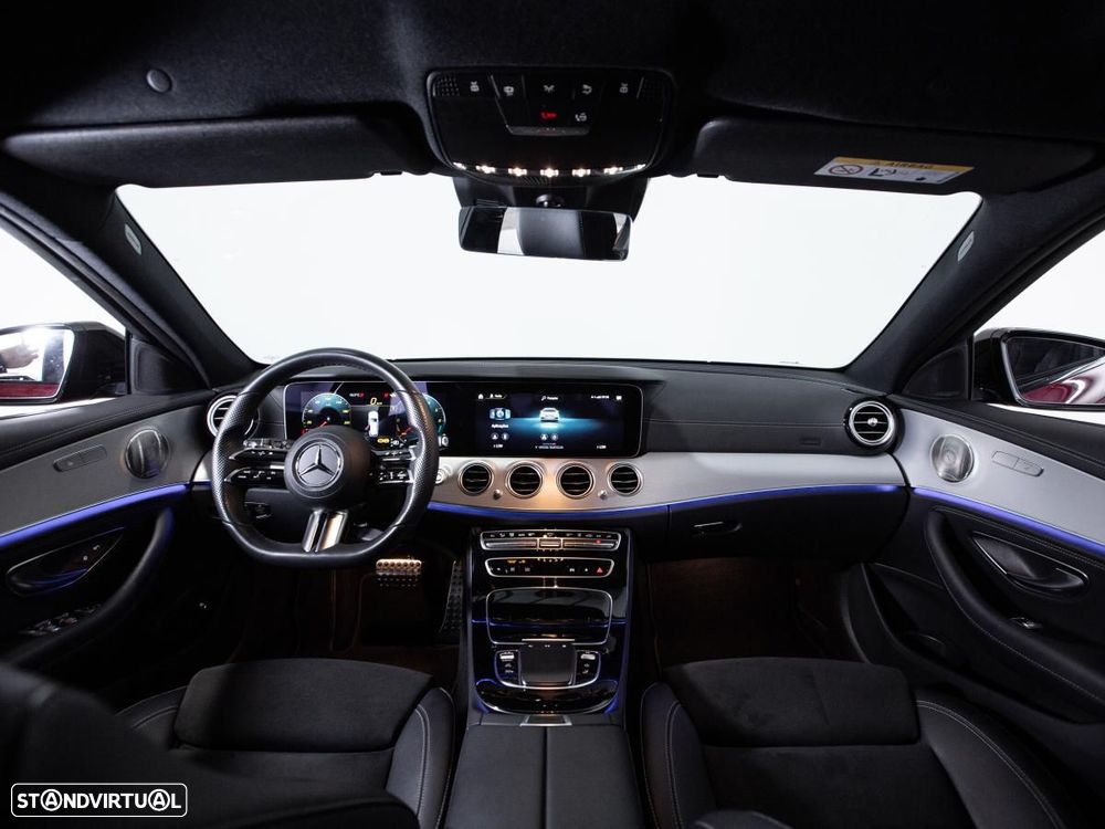 Mercedes-Benz E 300 de 4Matic 9G-TRONIC AMG Line - 7