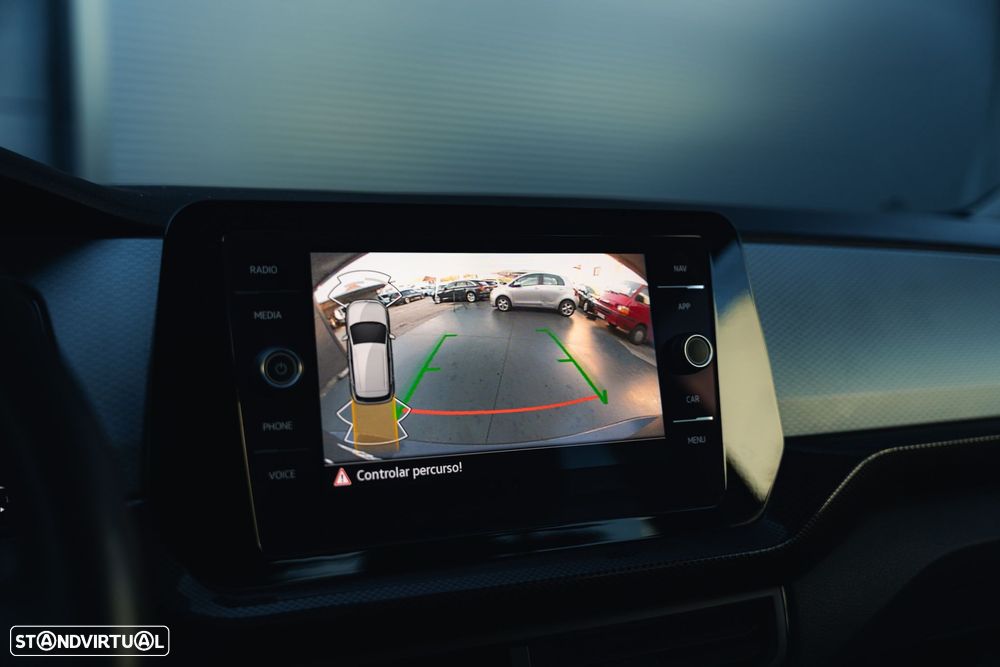 VW T-Cross 1.0 TSI Urban DSG - 54