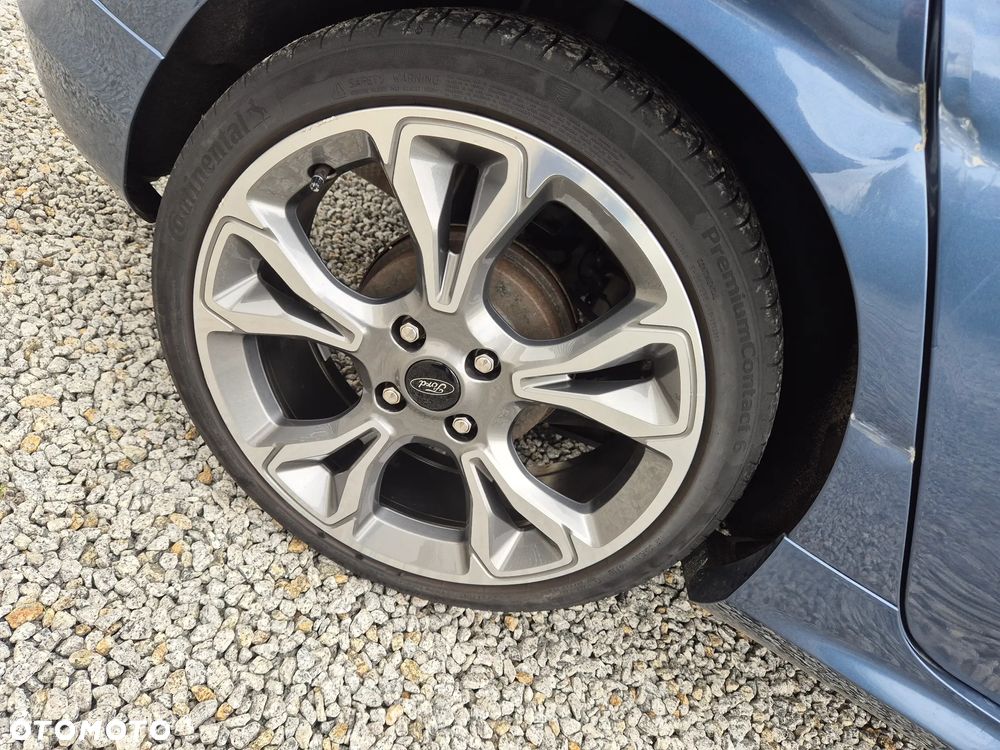 Ford Fiesta 1.0 EcoBoost S&S ST-LINE - 11