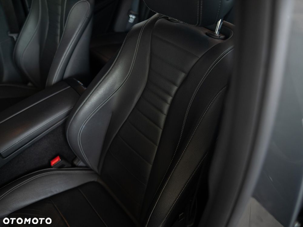 Mercedes-Benz Klasa E 200 d 9G-TRONIC Avantgarde - 32