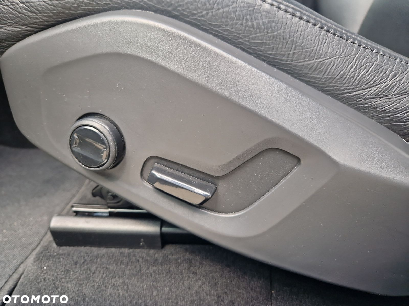 Volvo XC 60 - 21