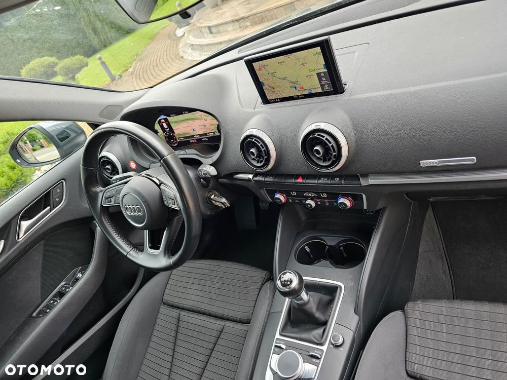 Audi A3 Sportback 2.0 TDI (clean diesel) S line Sportpaket - 36