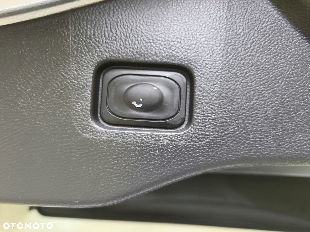 Ford Mondeo 2.0 EcoBlue Titanium - 19