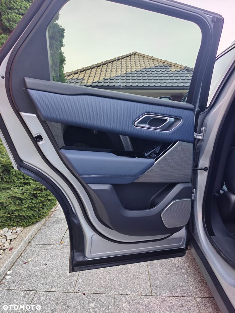 Land Rover Range Rover Velar 3.0 D300 mHEV R-Dynamic - 27