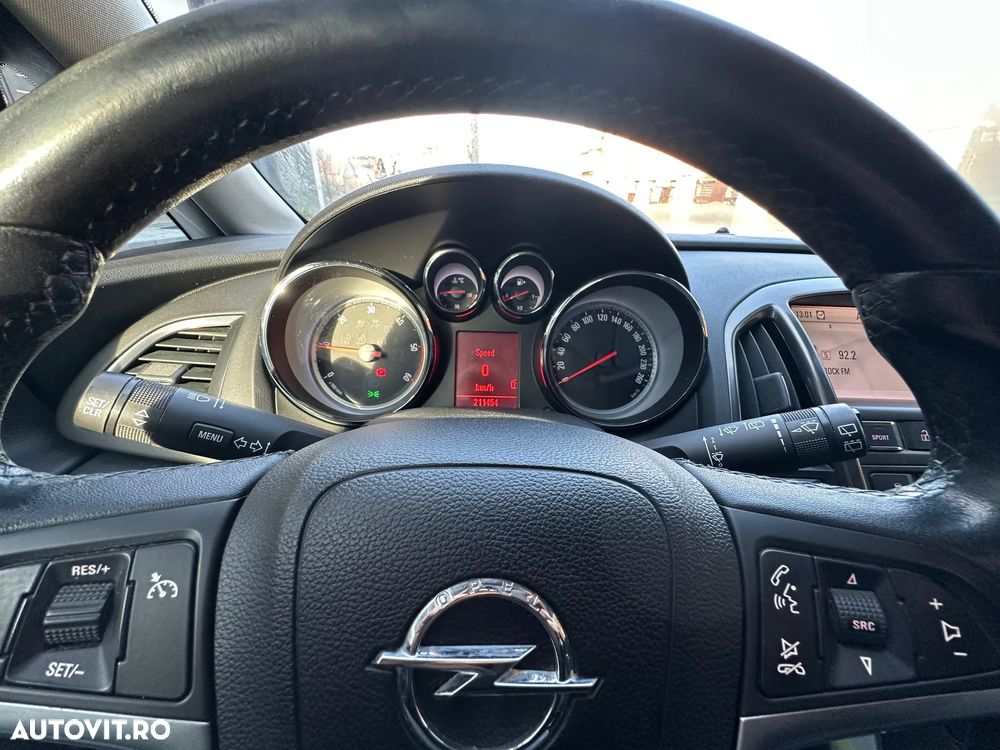 Opel Astra Sports Tourer 2.0 CDTI Cosmo - 8