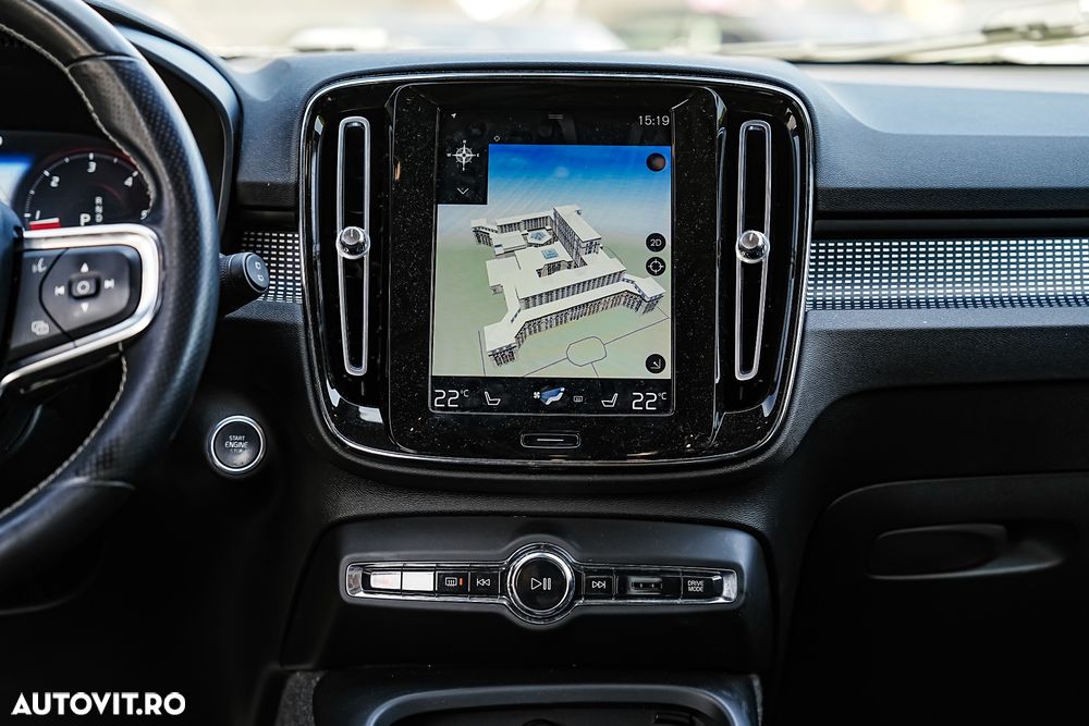 Volvo XC 40 D4 AWD Geartronic R-Design - 17