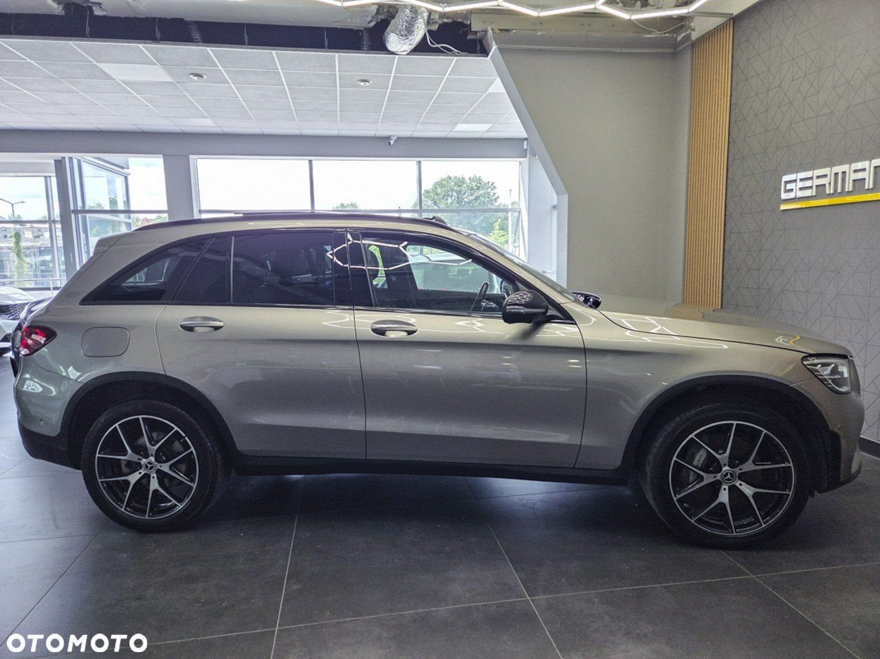 Mercedes-Benz GLC - 17