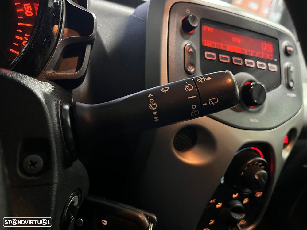 Citroën C1 1.0 VTi Shine - 23