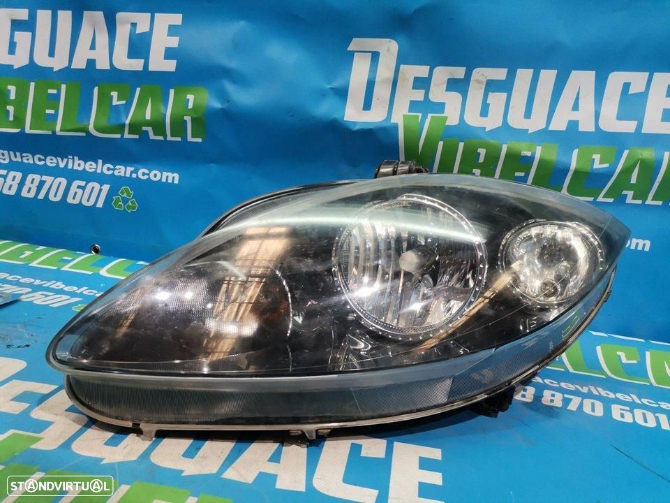 FAROL ESQUERDO SEAT LEON 1P1 - 1
