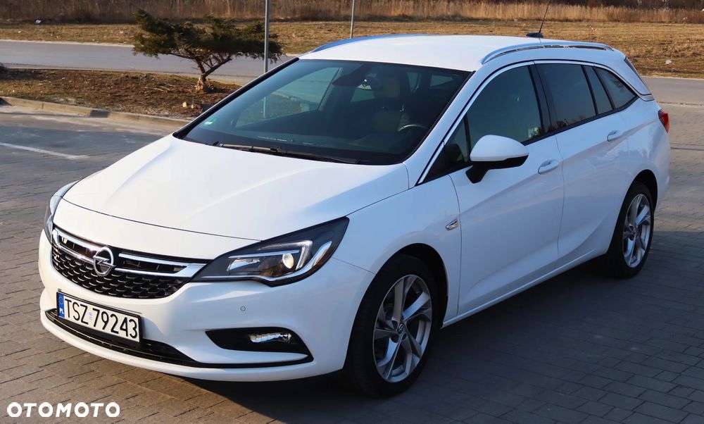 Opel Astra 1.6 D (CDTI) Start/Stop Dynamic - 3