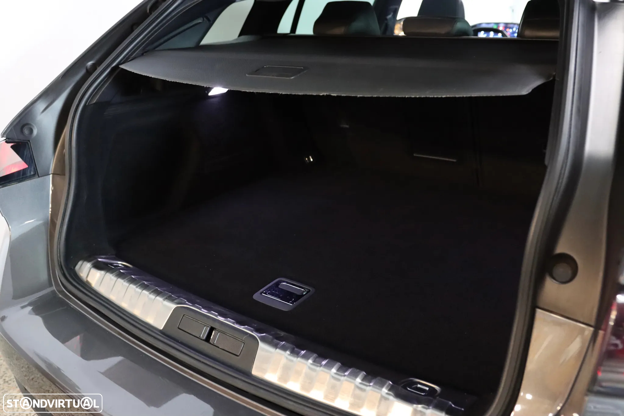 Peugeot 508 SW 1.5 BlueHDi Allure Pack EAT8 - 31