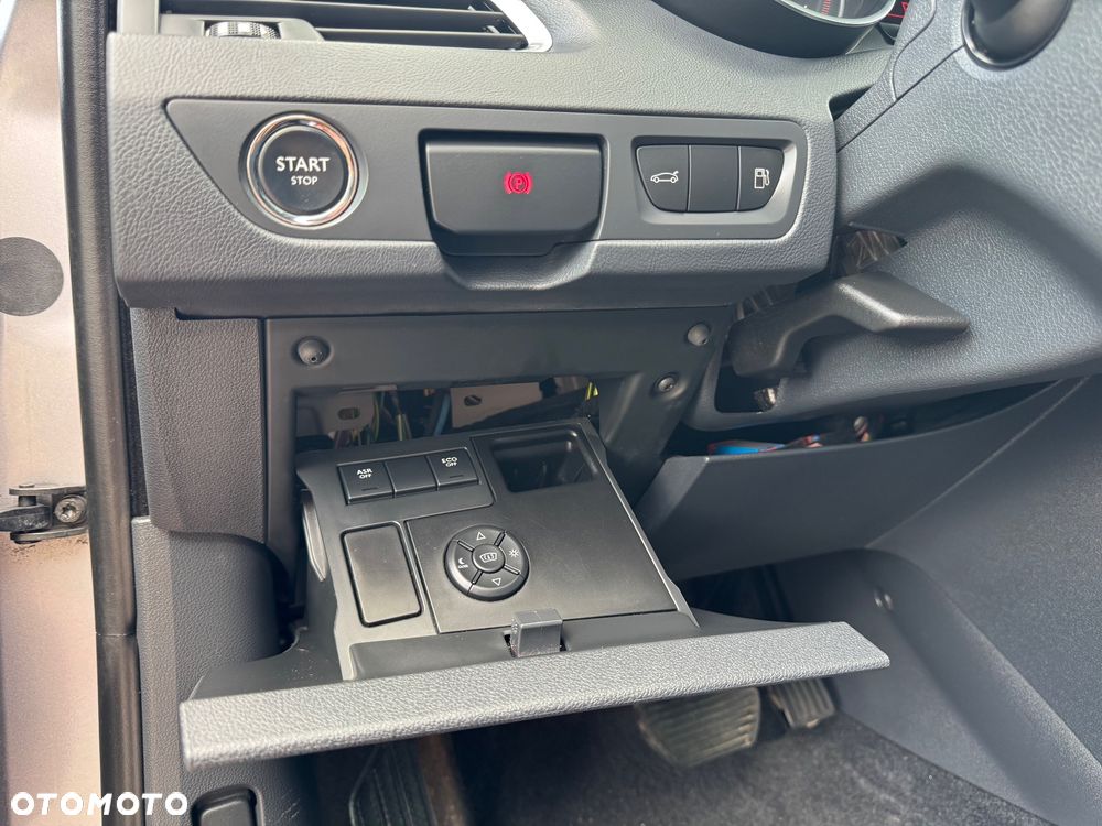 Peugeot 508 BlueHDi 180 EAT6 Stop&Start Allure - 29