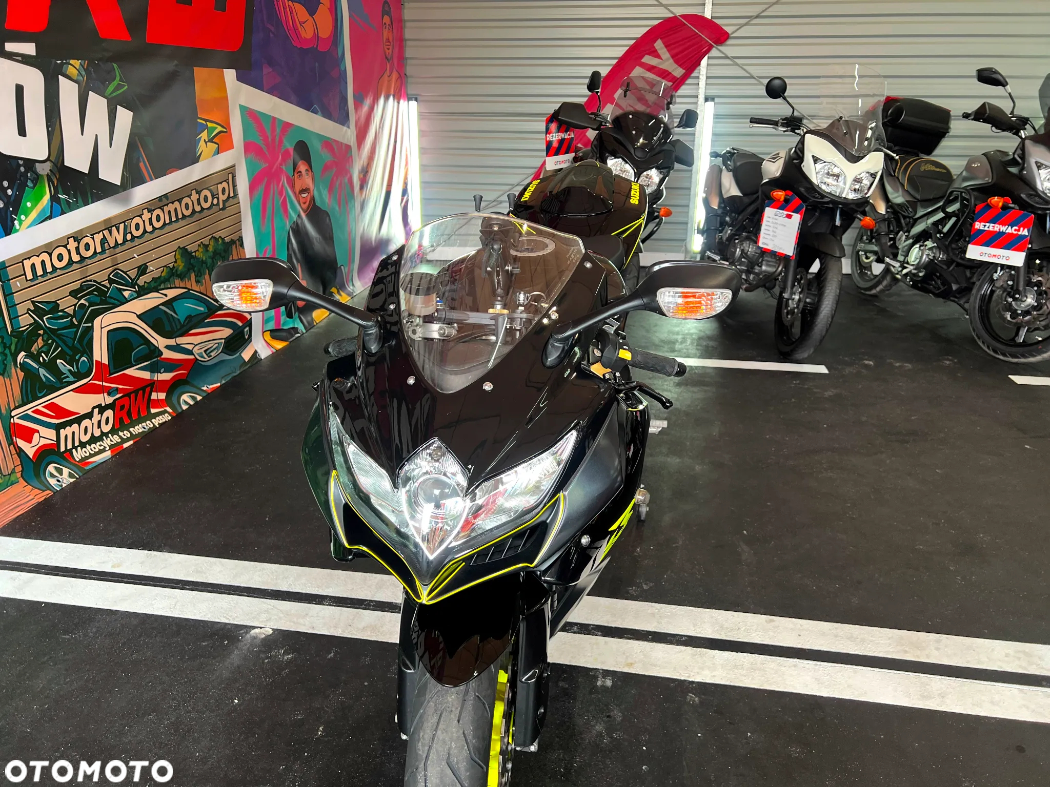 Suzuki GSX-R - 27
