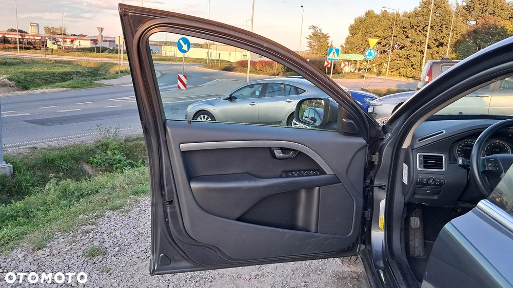 Volvo S80 2.5T Momentum - 10