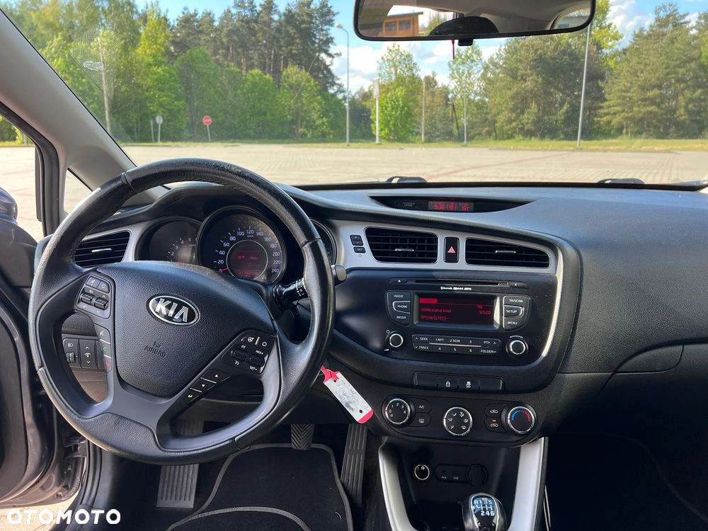 Kia Ceed 1.6 CRDi 115 Edition 7 - 10