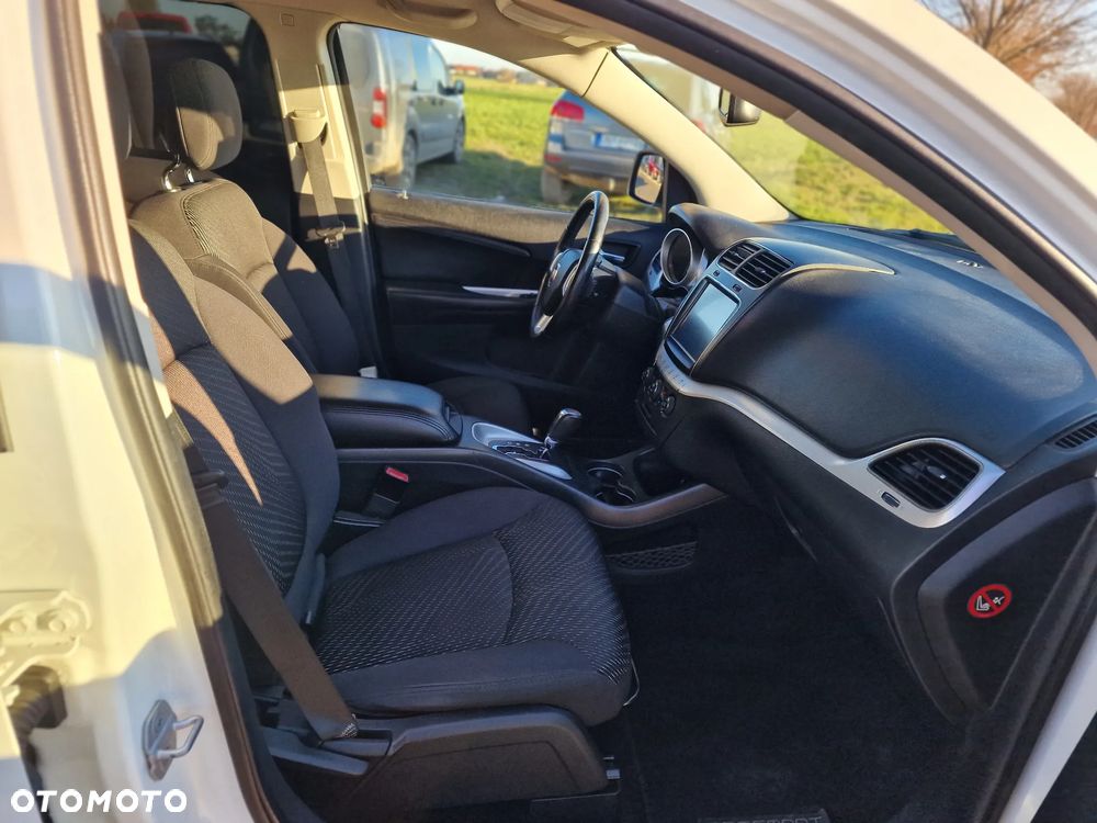 Fiat Freemont 2.0 Multijet Lounge AWD - 29