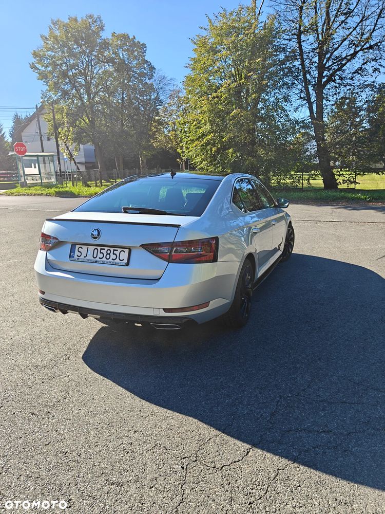 Skoda Superb 2.0 TSI 4x4 L&K DSG - 5