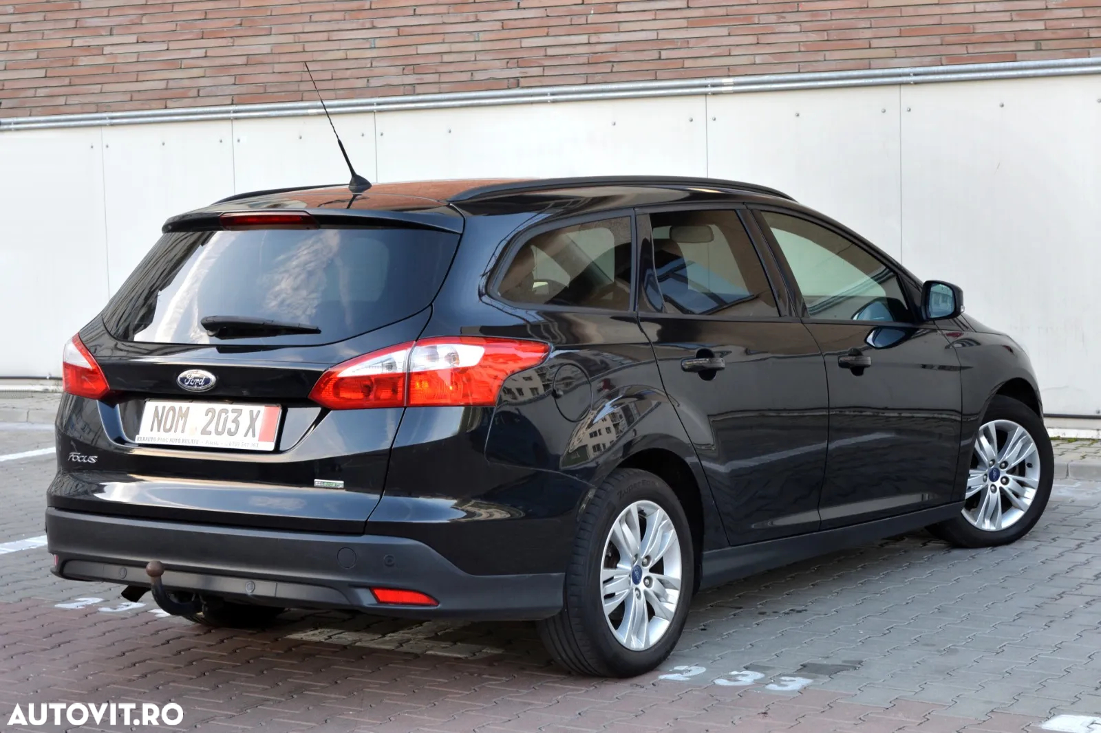 Ford Focus 1.0 EcoBoost Start-Stopp-System TREND - 11