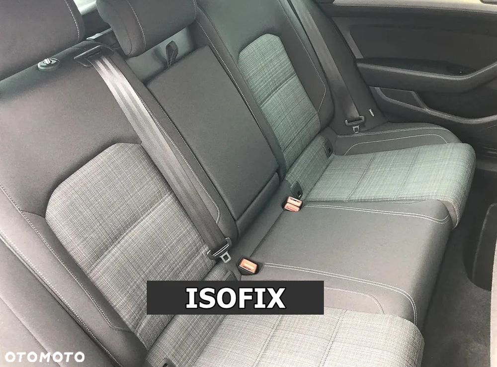 Volkswagen Passat Variant 2.0 TDI EVO Business DSG - 27