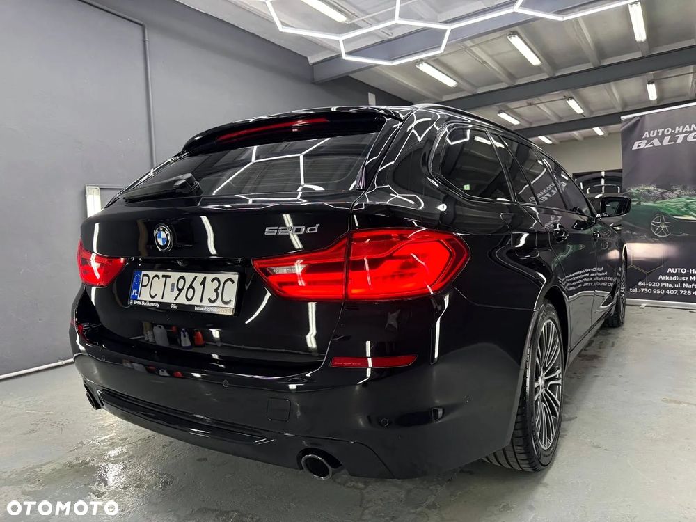 BMW Seria 5 520d Touring Sport Line - 5