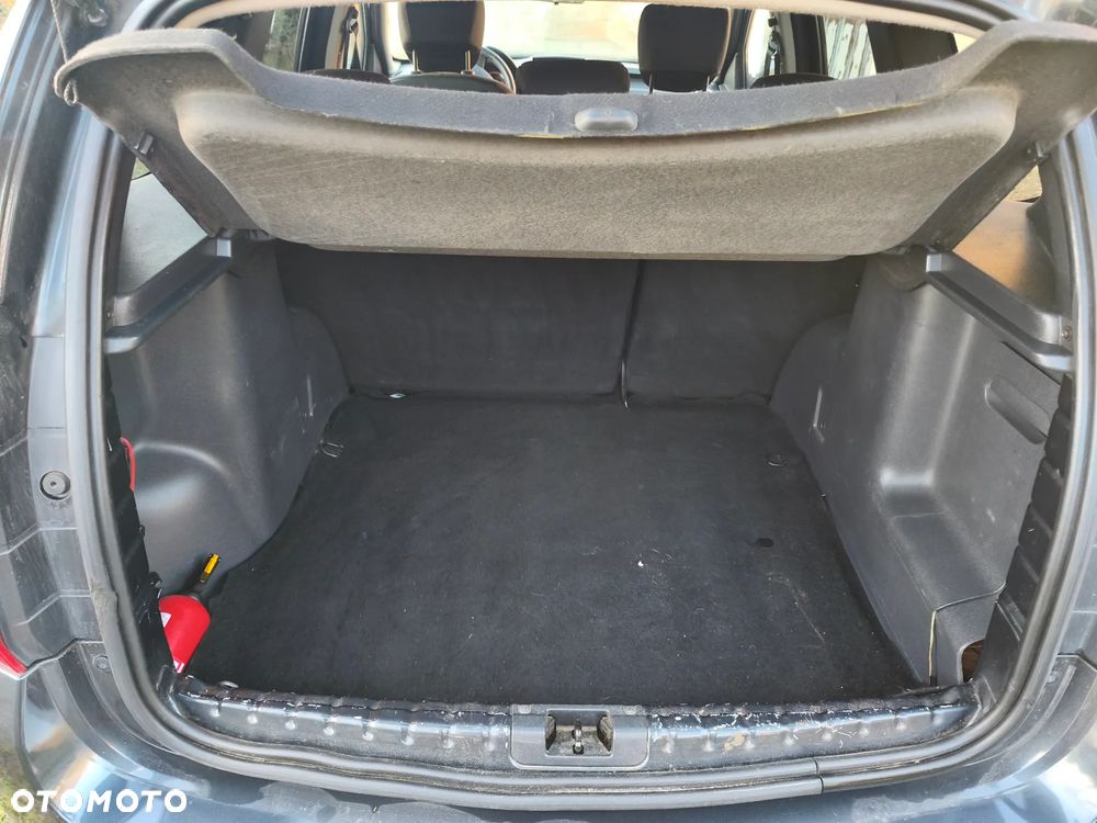 Dacia Duster 1.2 TCe Prestige S&S EU6 - 11