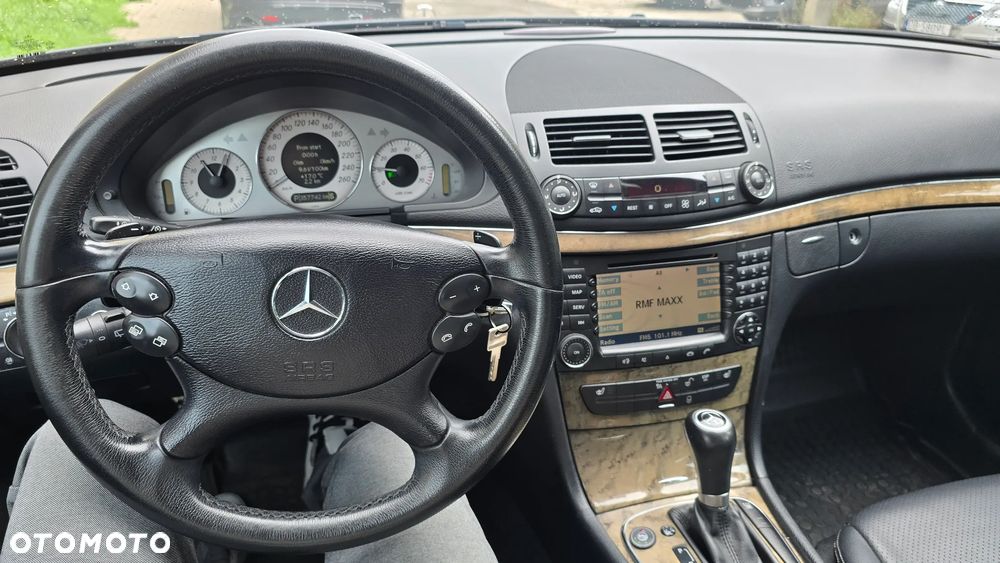 Mercedes-Benz Klasa E - 11
