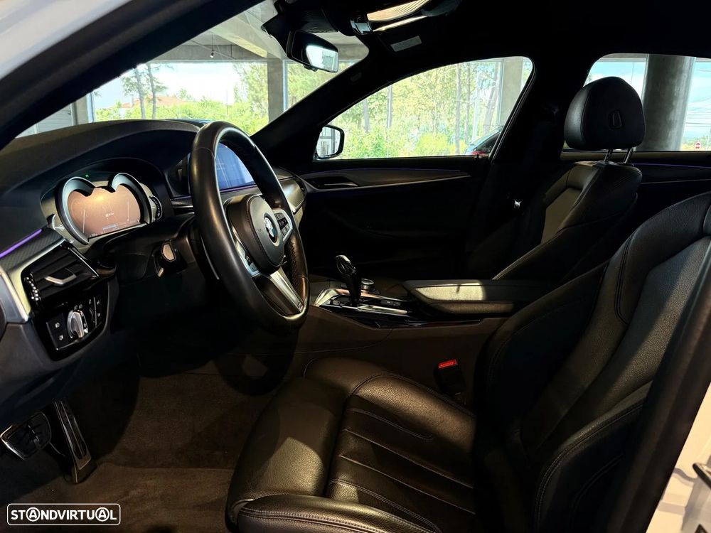 BMW 530 e iPerformance Pack M - 17