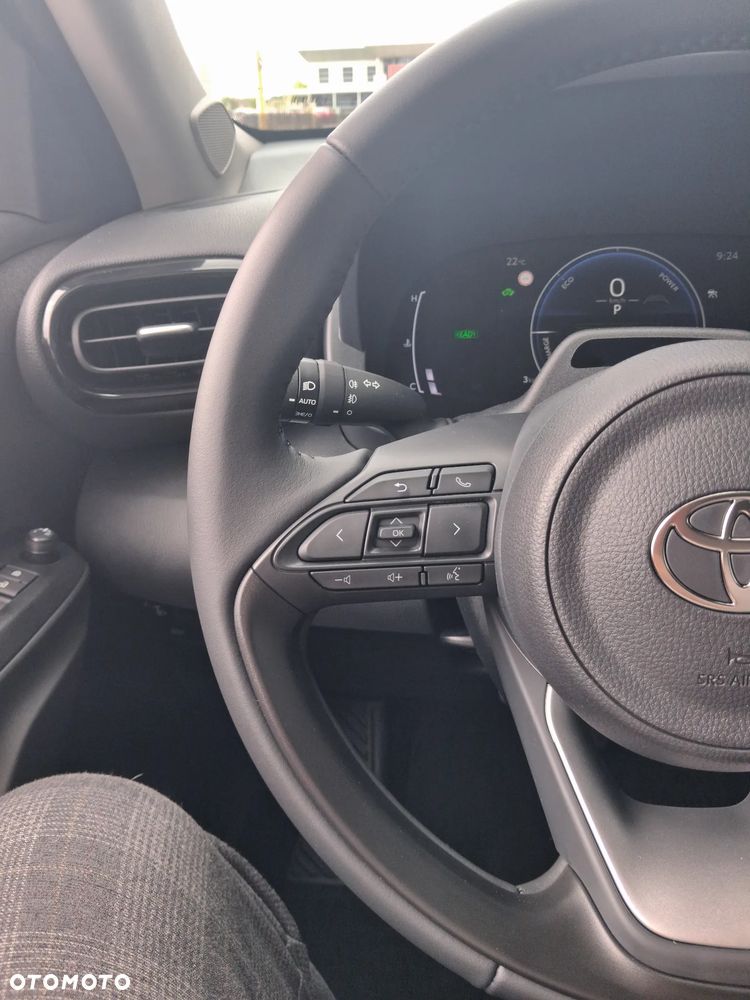 Toyota Yaris Cross - 16